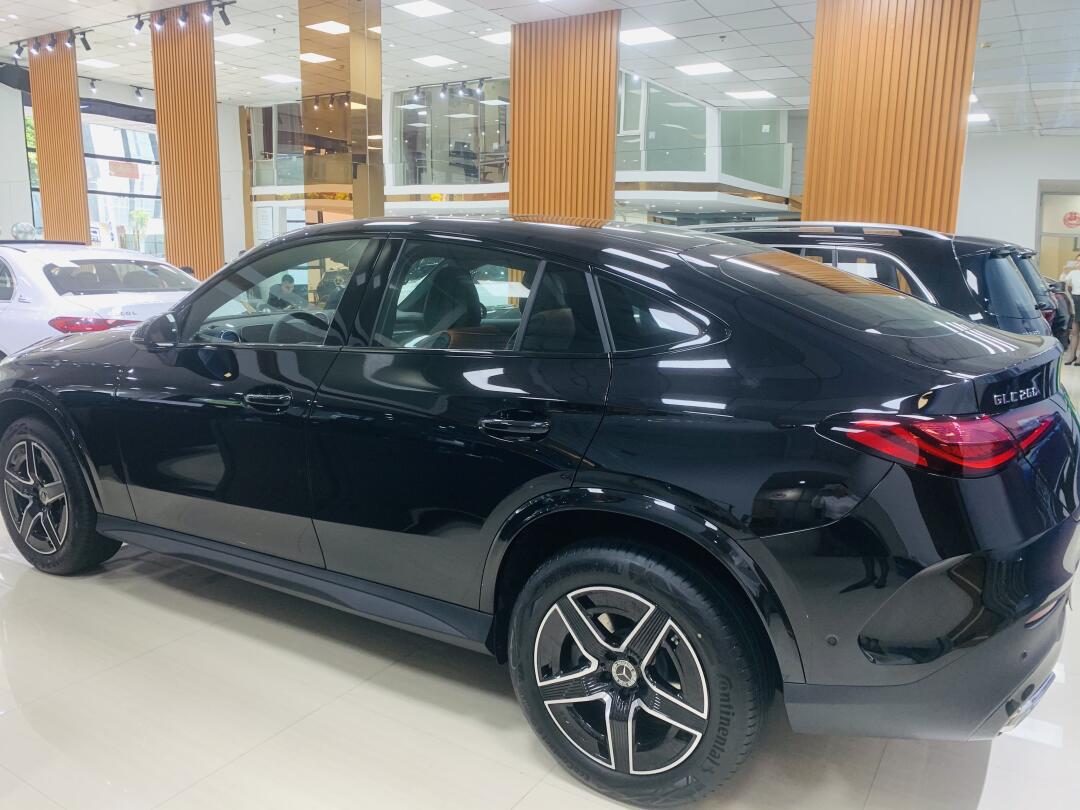 德国原装进口最美轿跑glc260轿跑_奔驰glc社区_易车社区