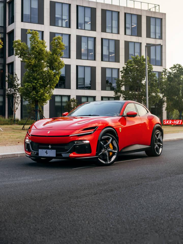 hao车摄 ferrari purosangue 历史上首台对开门四门四座法拉利