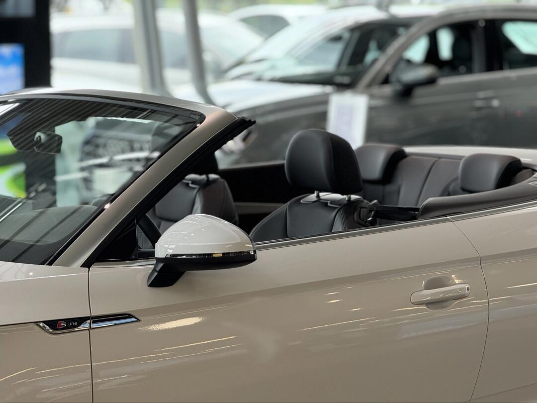 奥迪品味红色软顶a5敞篷车_奥迪a5社区_易车社区