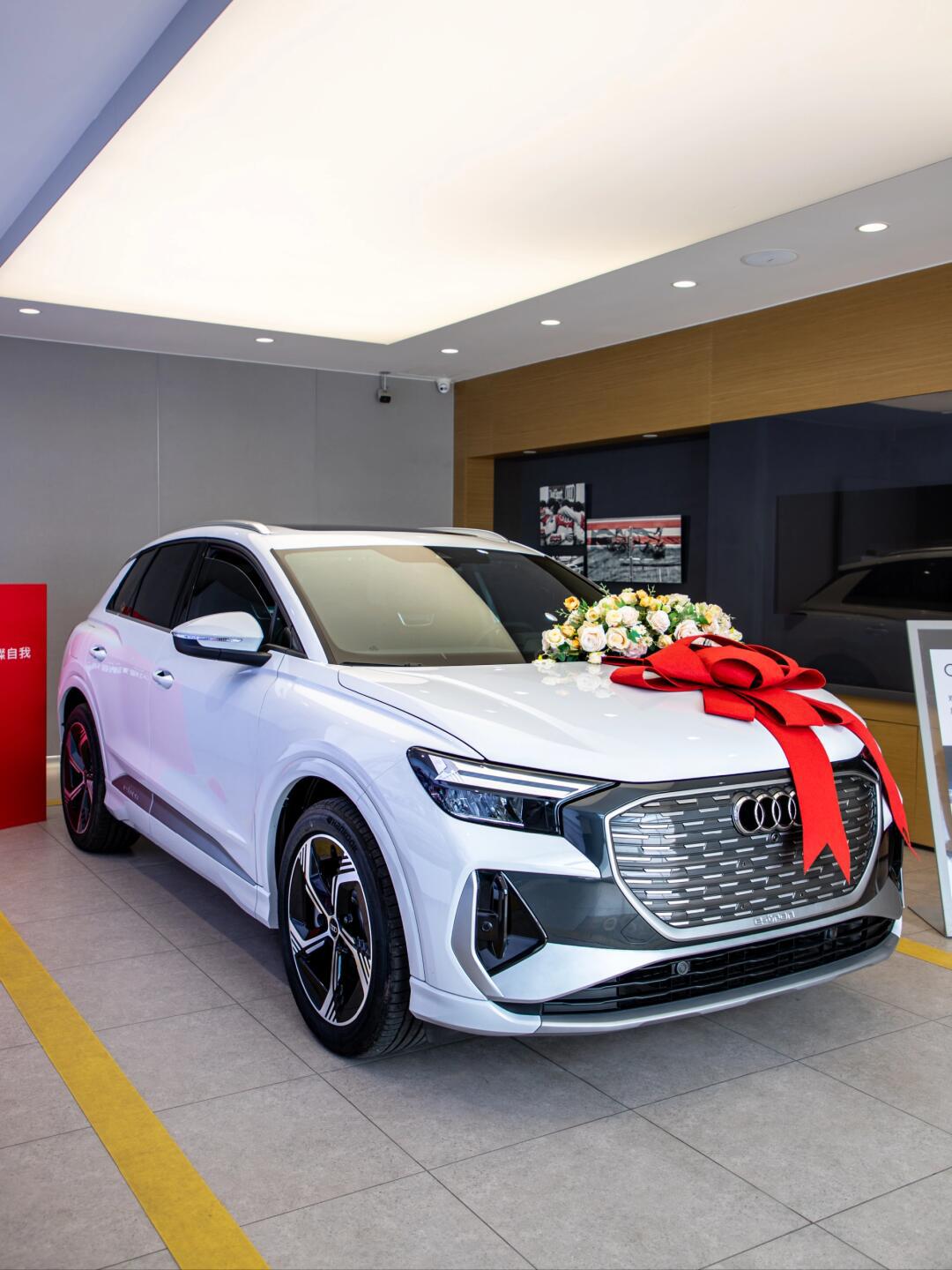 我要举报,这里有18万就能上路的奥迪q4