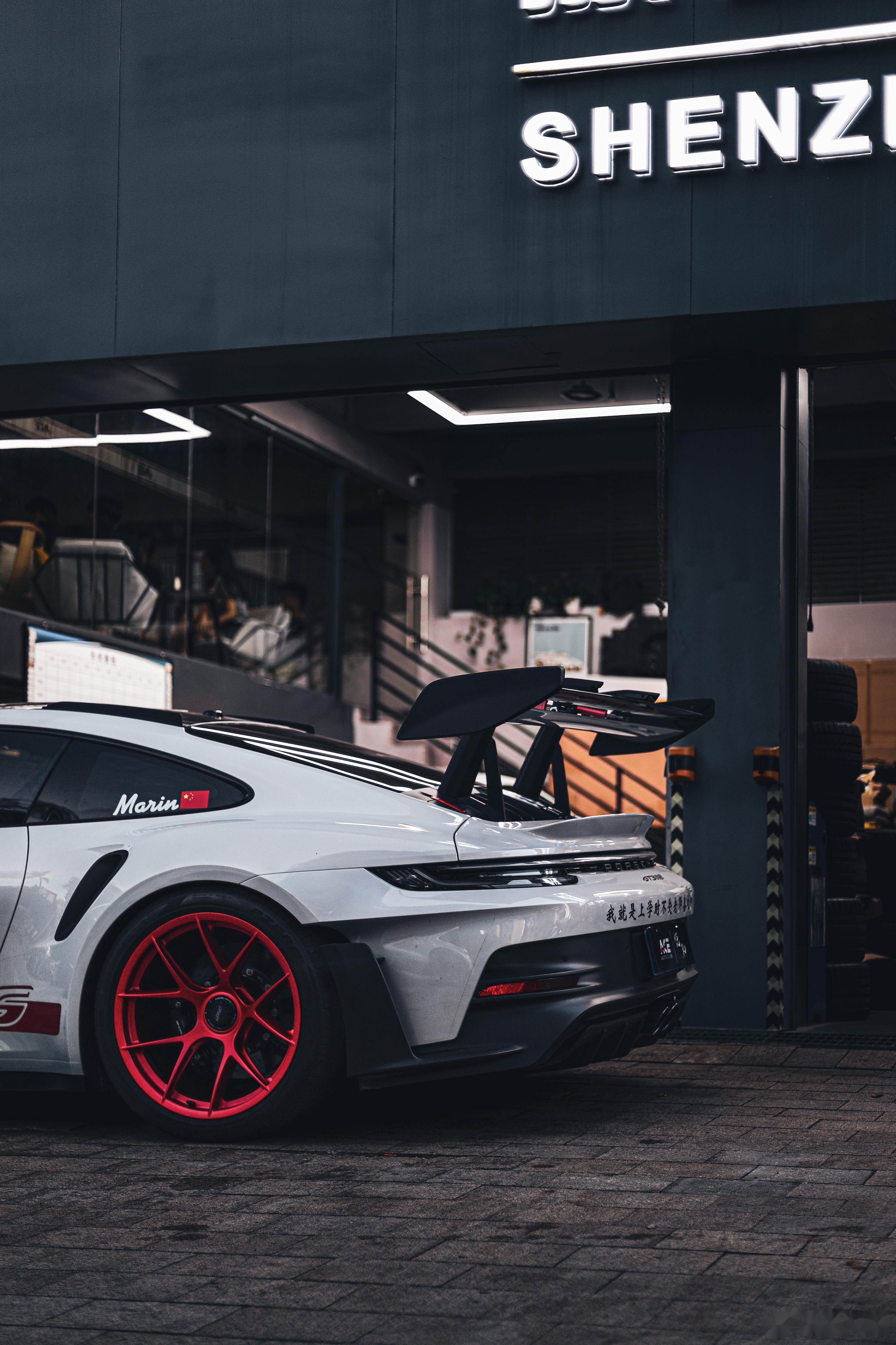 当前位置:>易车>社区>保时捷911社区>992gt3rs官方launchspec在这个