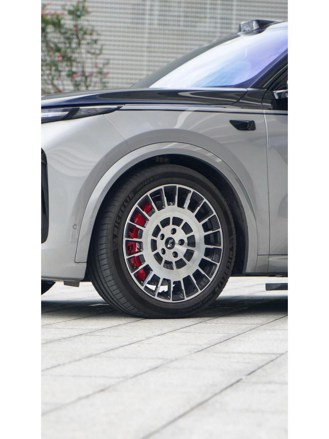 理想l9-tei十活塞刹车卡钳 前十后四