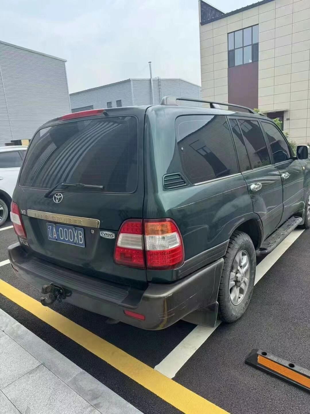 别看我老但我依旧是王者,2006年兰德酷路泽4