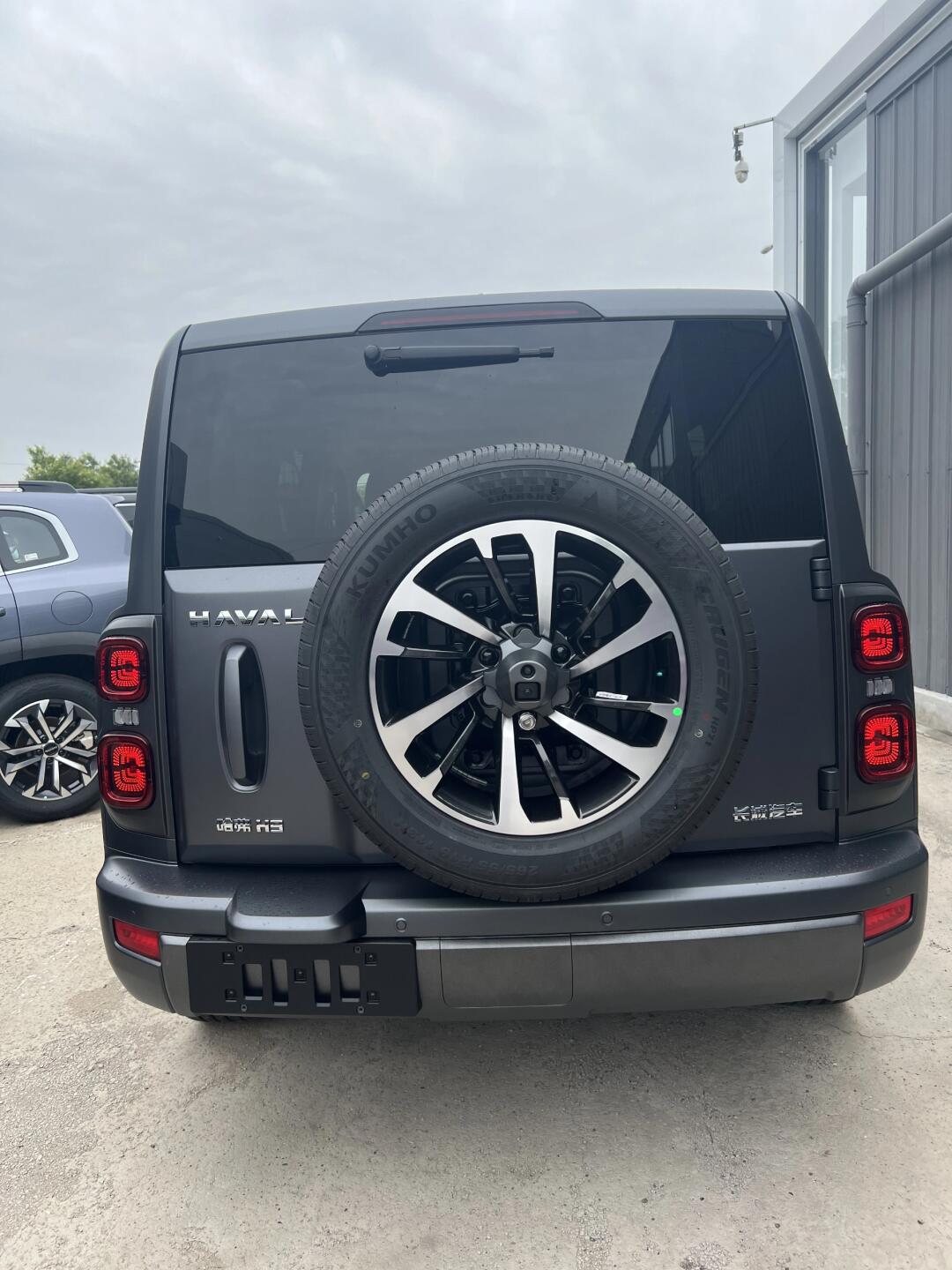 欣赏新款哈弗h9!