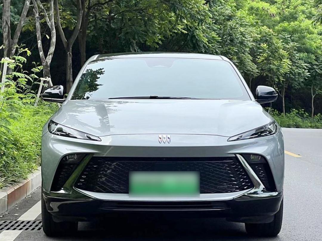 家用我选了15万级纯电轿跑suv——别克e4.
