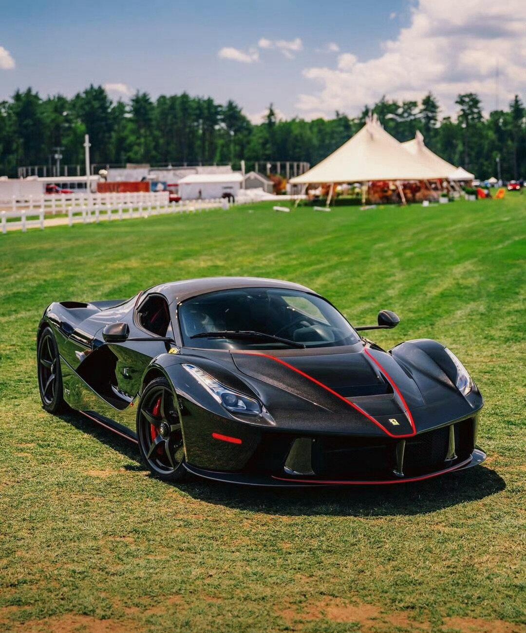 揭秘法拉利laferrari超级跑车性能和技术,惊