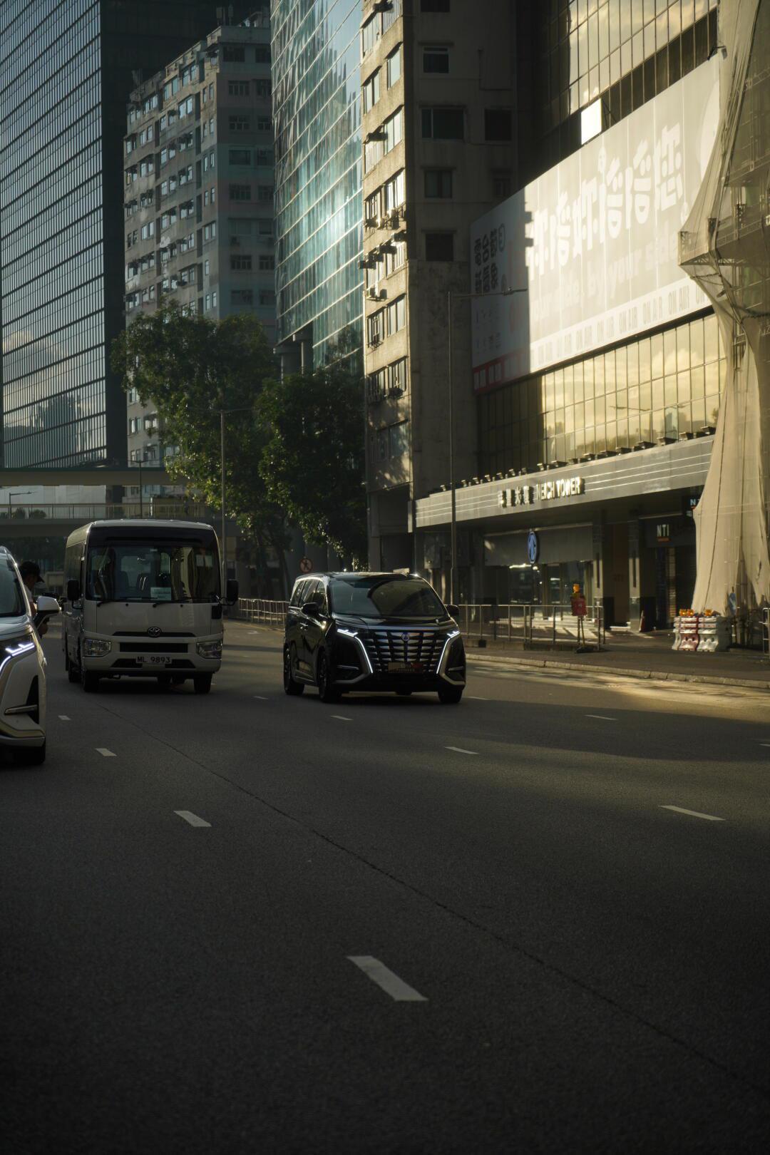 香港city drive开什么车?当然是mpv销冠腾势