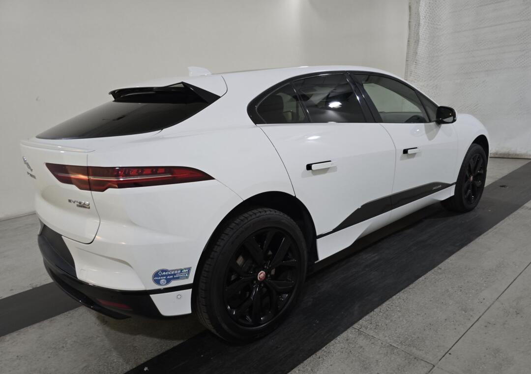 捷豹i pace,可以拿8000补贴_cybercab社区_易车社区