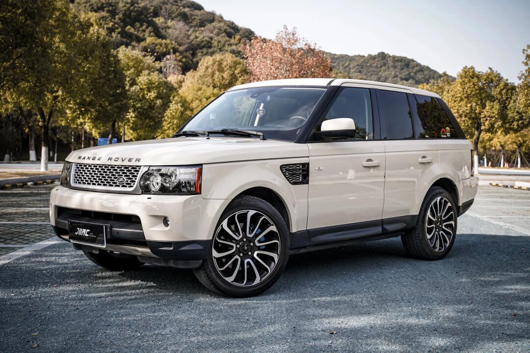 路虎揽胜运动版2013款揽胜运动5.0nav8