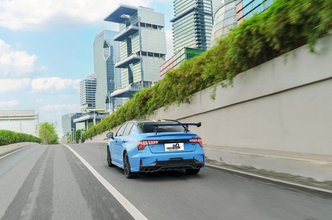 一定要给自己的爱车拍一组照片_领克03社区_易车社区