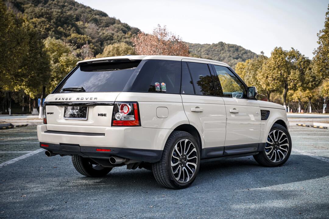 路虎揽胜运动版2013款揽胜运动5.0nav8