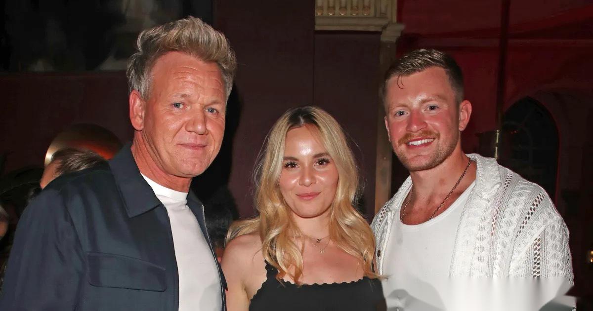 4x100接力赛后,攻击潘展乐并取关所有中国运动员的英国蛙泳亚当·皮蒂