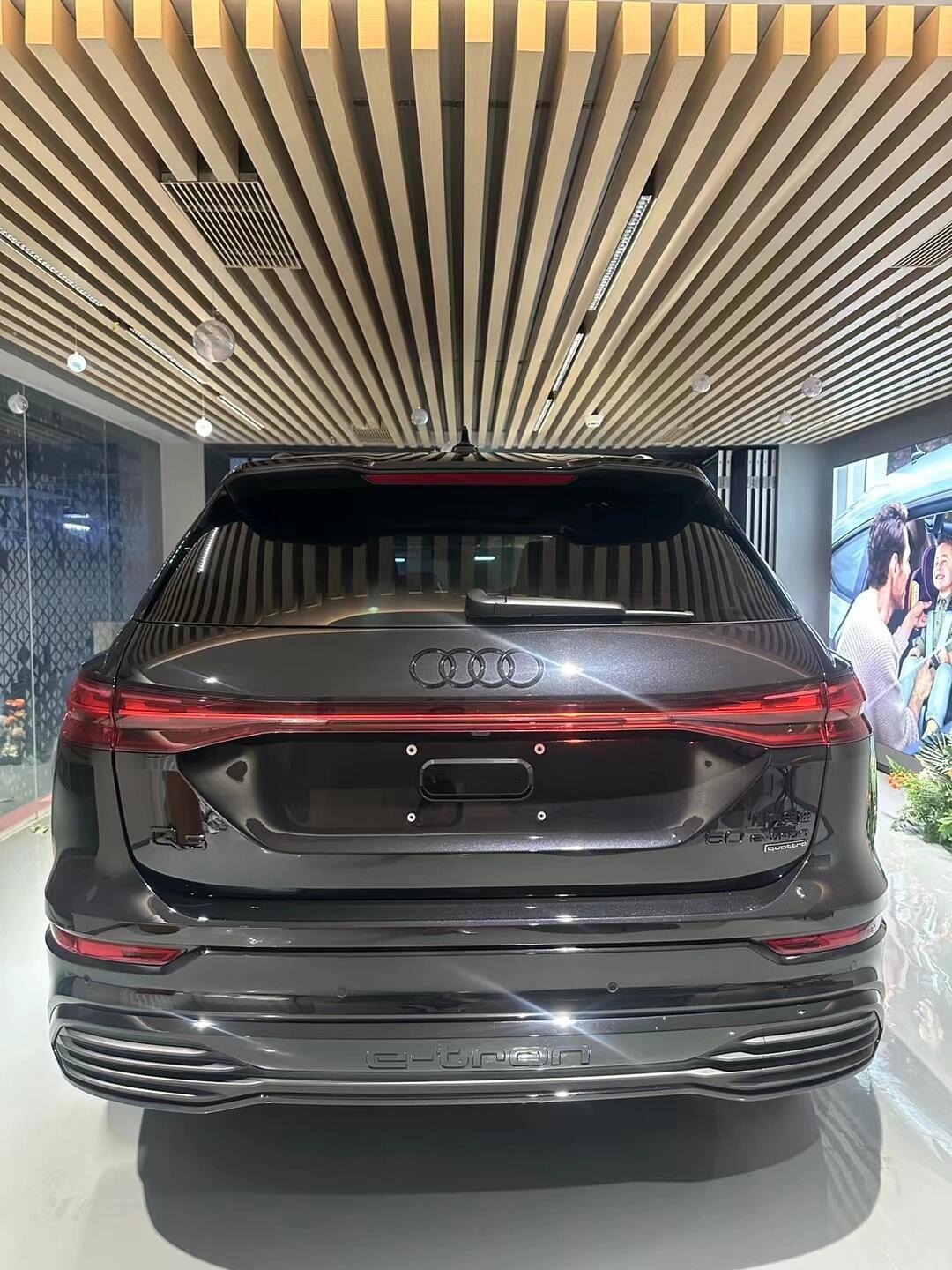 2024款奥迪q5etron提车贴_奥迪q5 e-tron社区_易车社区