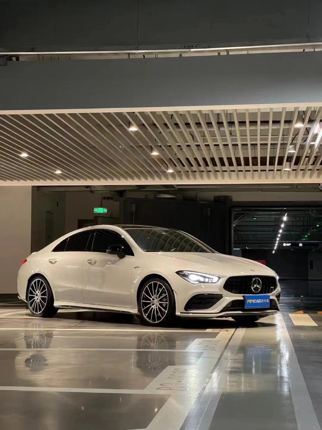 奔驰amg cla35落地价图片