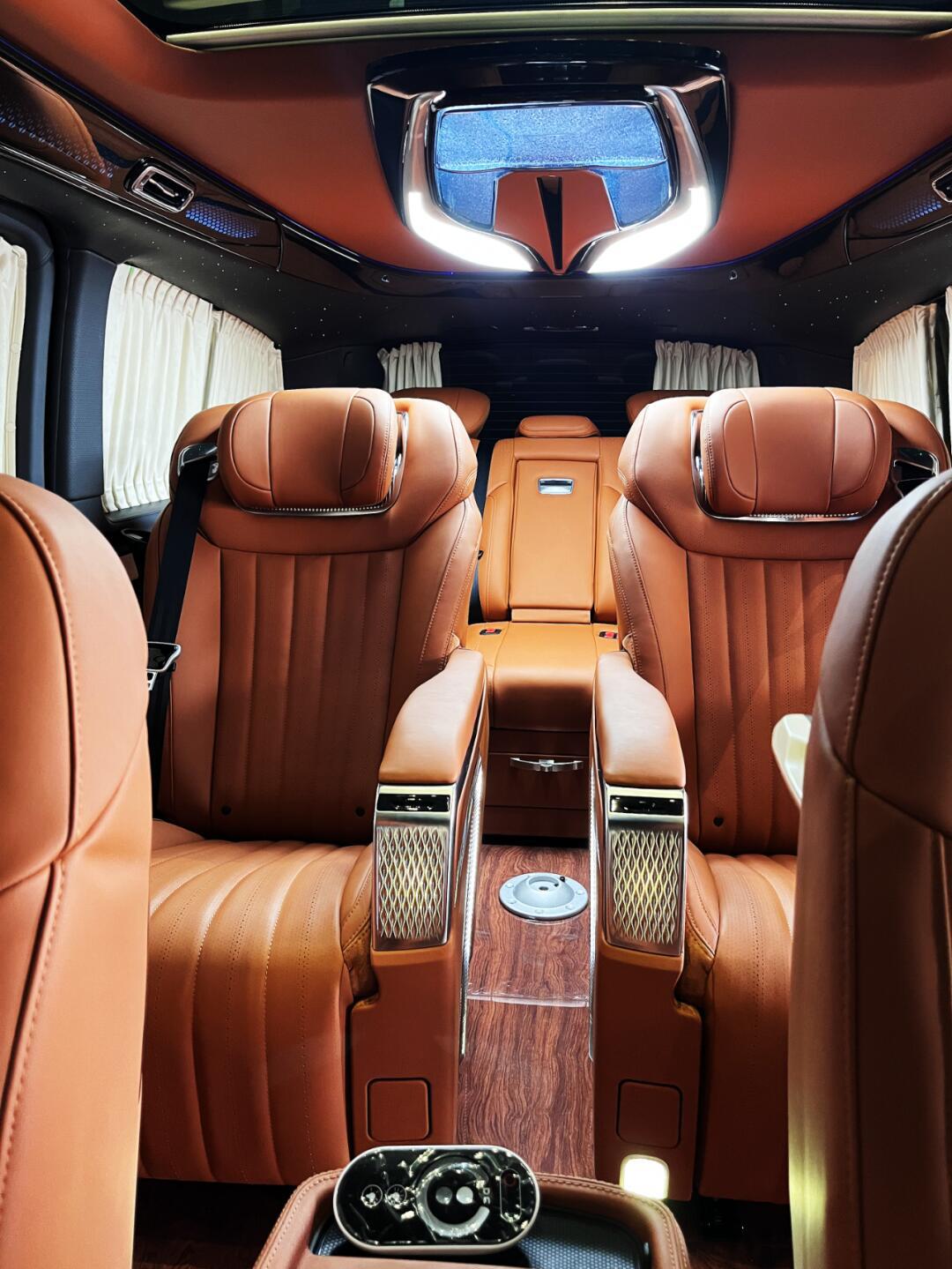 奢华新境界,奔驰v260l —— 尊享不凡之旅