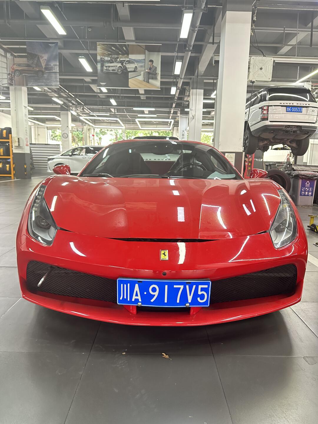 法拉利还是v8的好,12当然更好