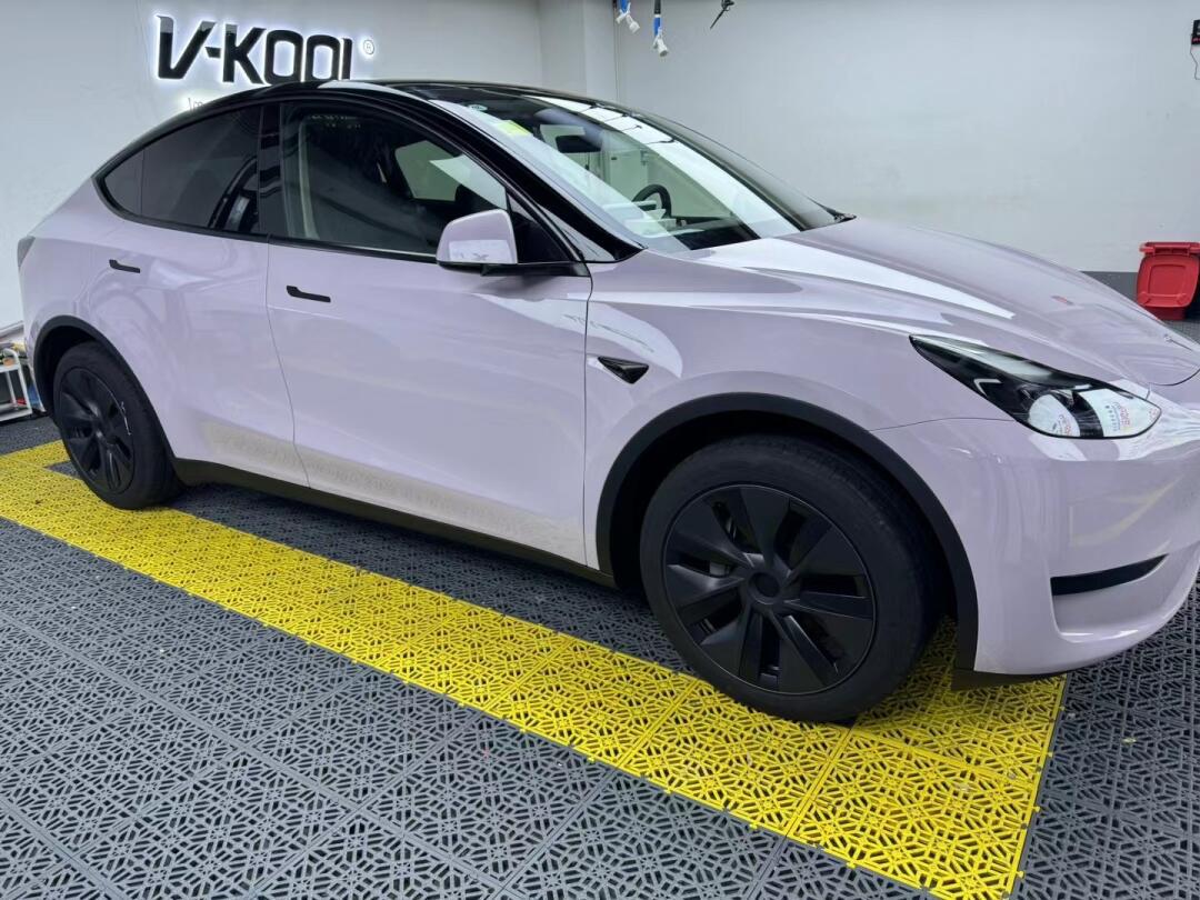 特斯拉modely 改色迷雾灰紫77黑顶