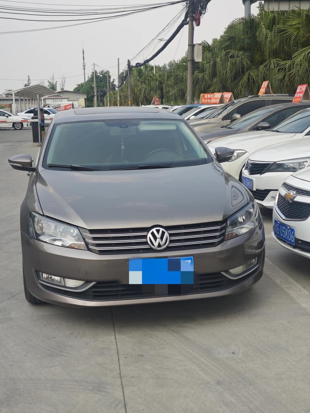 11年的帕萨特 1.