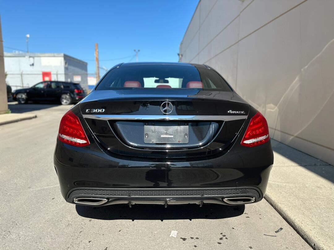 当前位置:>易车>社区>奔驰c级社区>9896新车到店2016奔驰c300四门