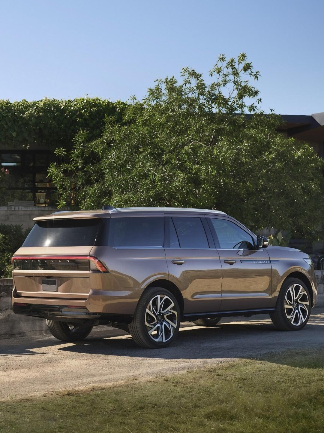 全新林肯领航员 正式发布 48英寸大连屏上车