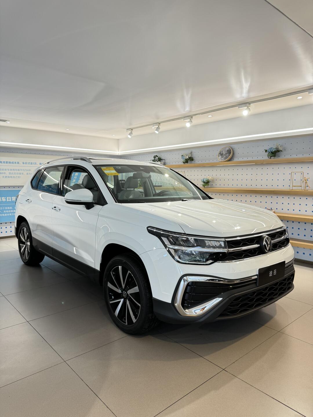 上汽大众途岳新锐,搭载1.5t涡轮增压和1.5l自然吸气发动机.