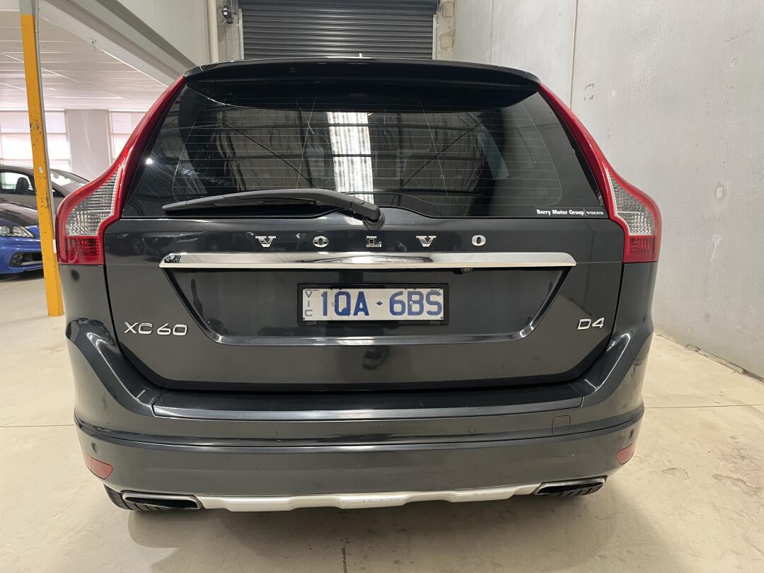 o尔o汽车xc60图片