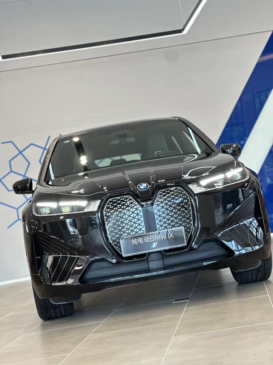 硬控你60秒的,旗舰大型电动车宝马ix 500707