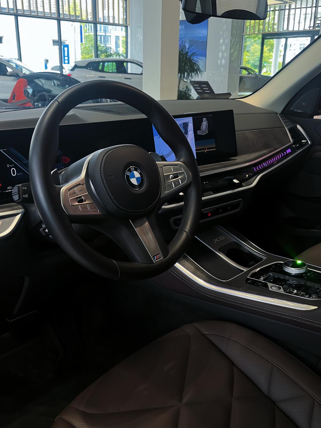 它以其独特的外观设计,78卓越的性能和豪华的内饰_宝马x5社区_易车