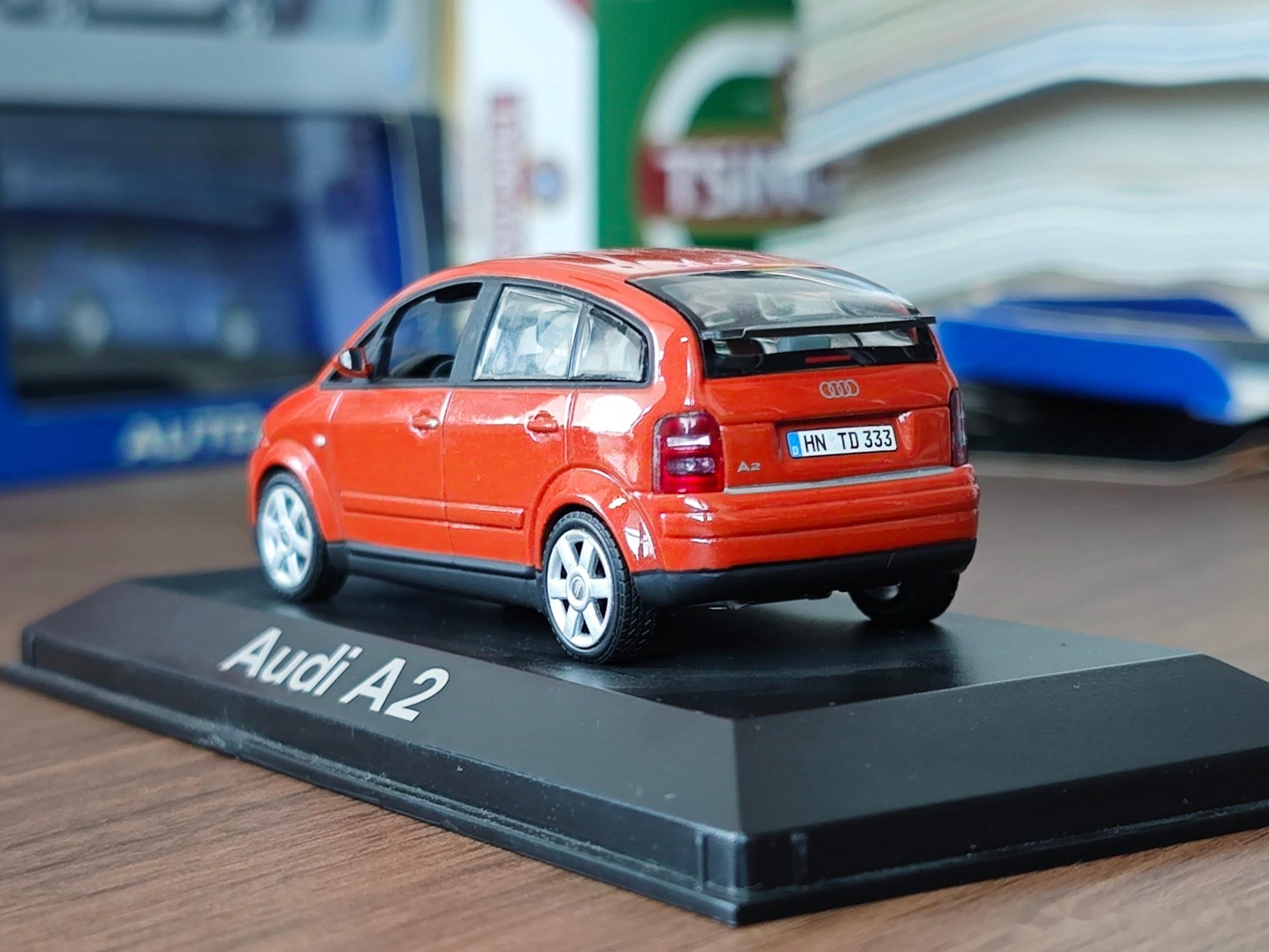【每日车模】奥迪a2 1/43 奥迪a2在市场上是一款失败的车型,仅此一代