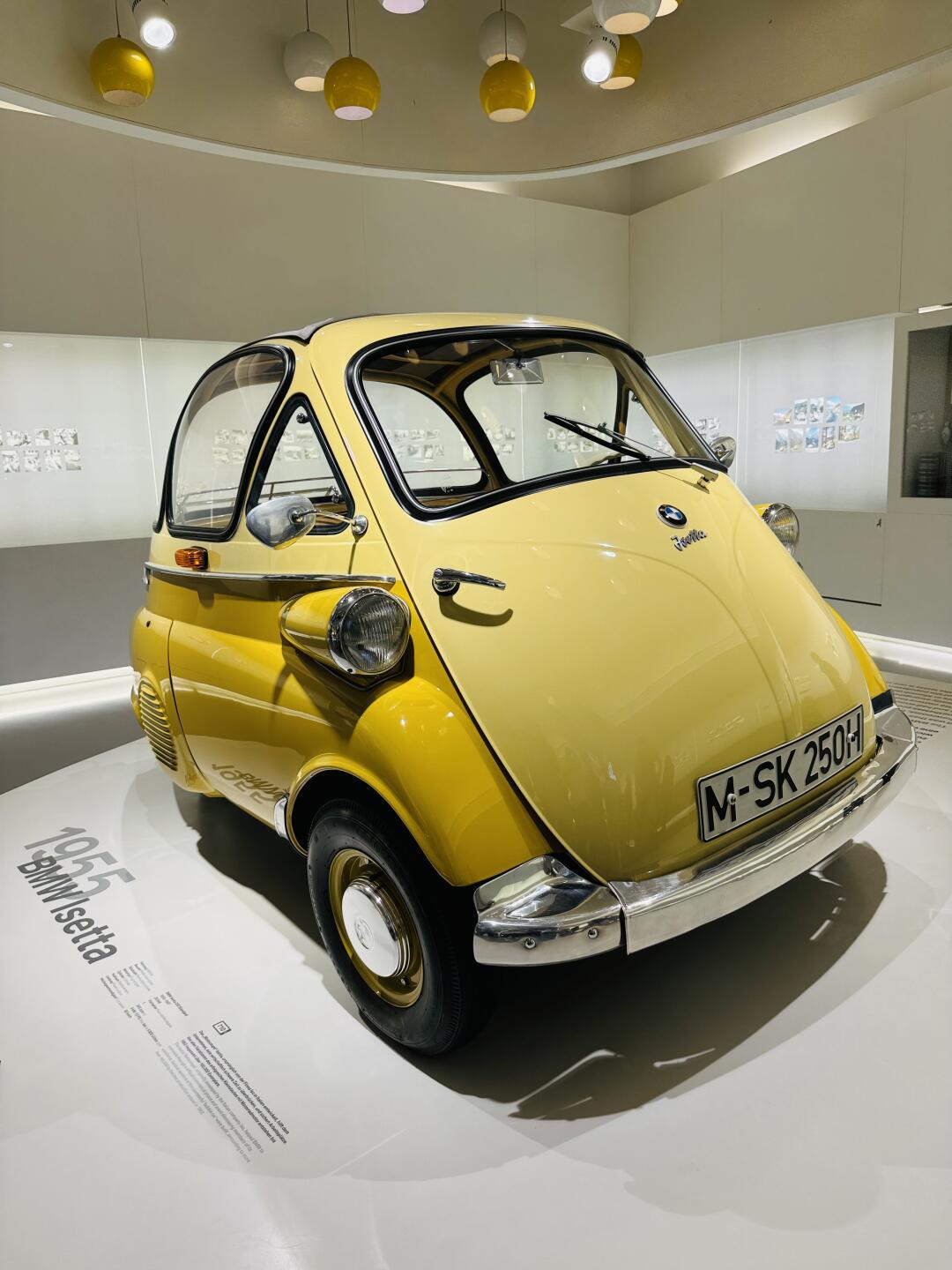 一辆拯救了宝马的迷你车!bmw isetta 250