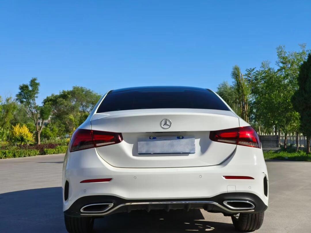 出22年奔驰a200l