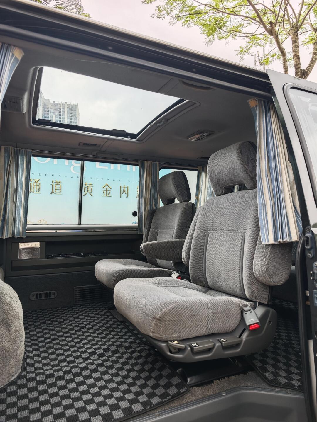 港车 得利卡l300复古四眼改造
