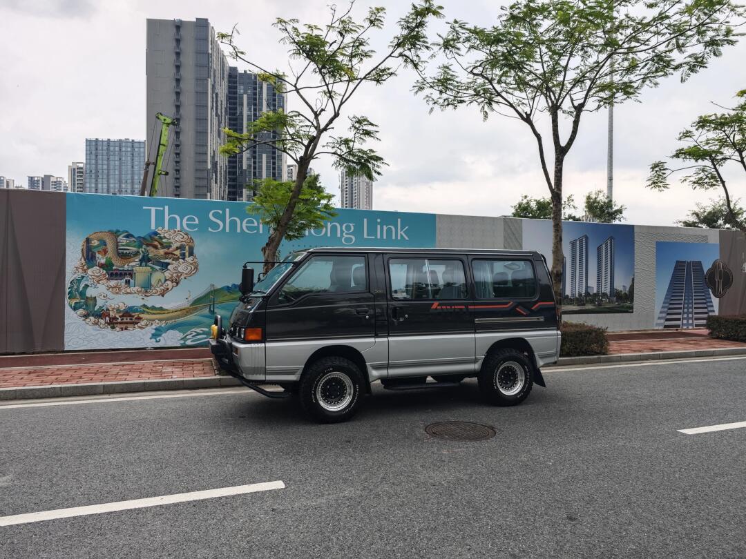 港车 得利卡l300复古四眼改造