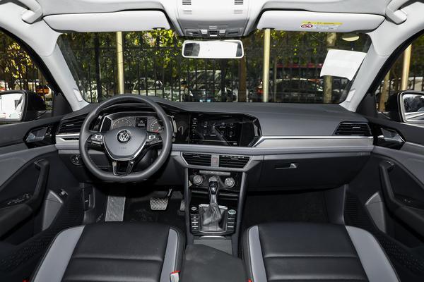 一汽大众速腾内饰