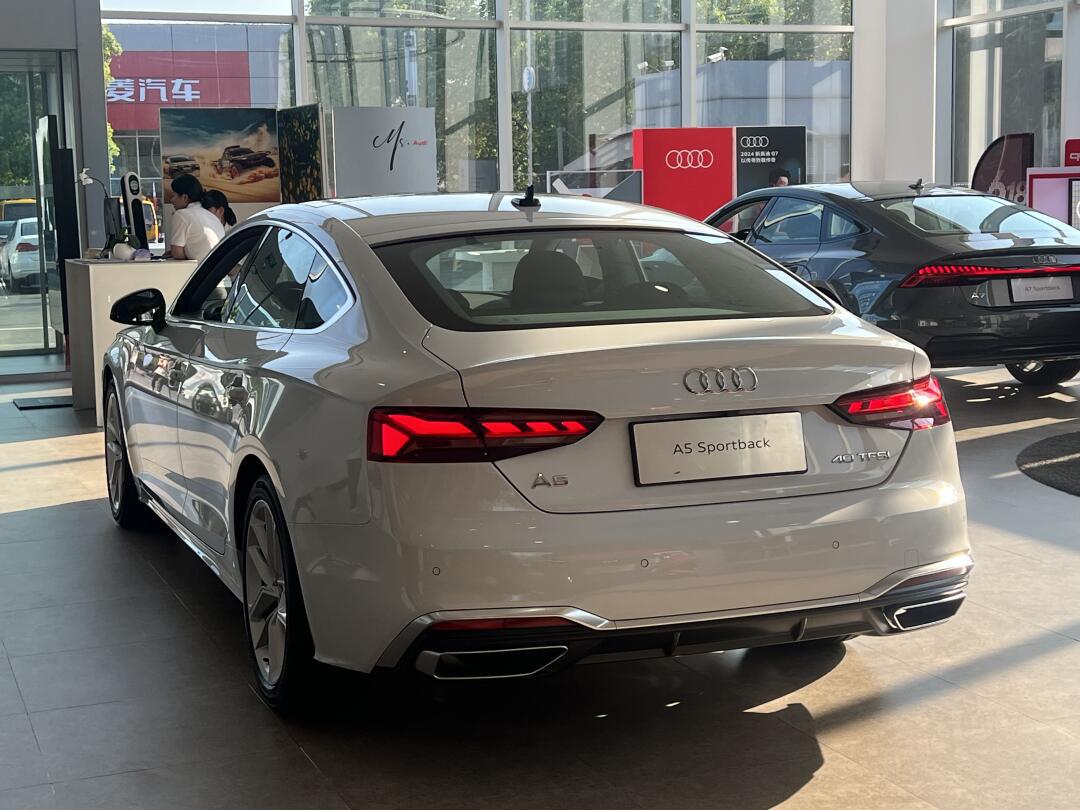 新款奥迪a5l,即将快要上市