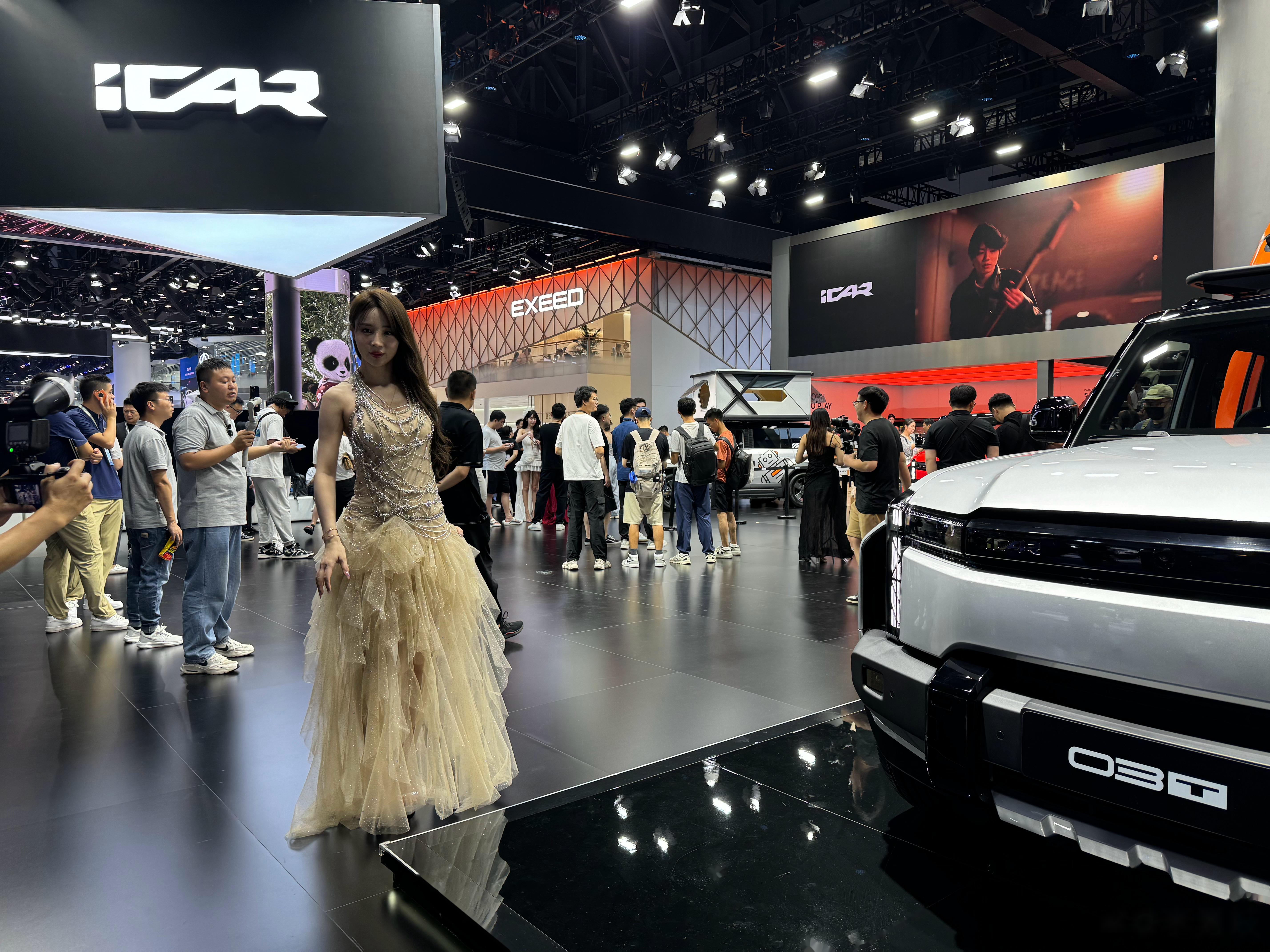 本届成都车展icar找到了流量密码!#icar电动小卫士机能升级##2024