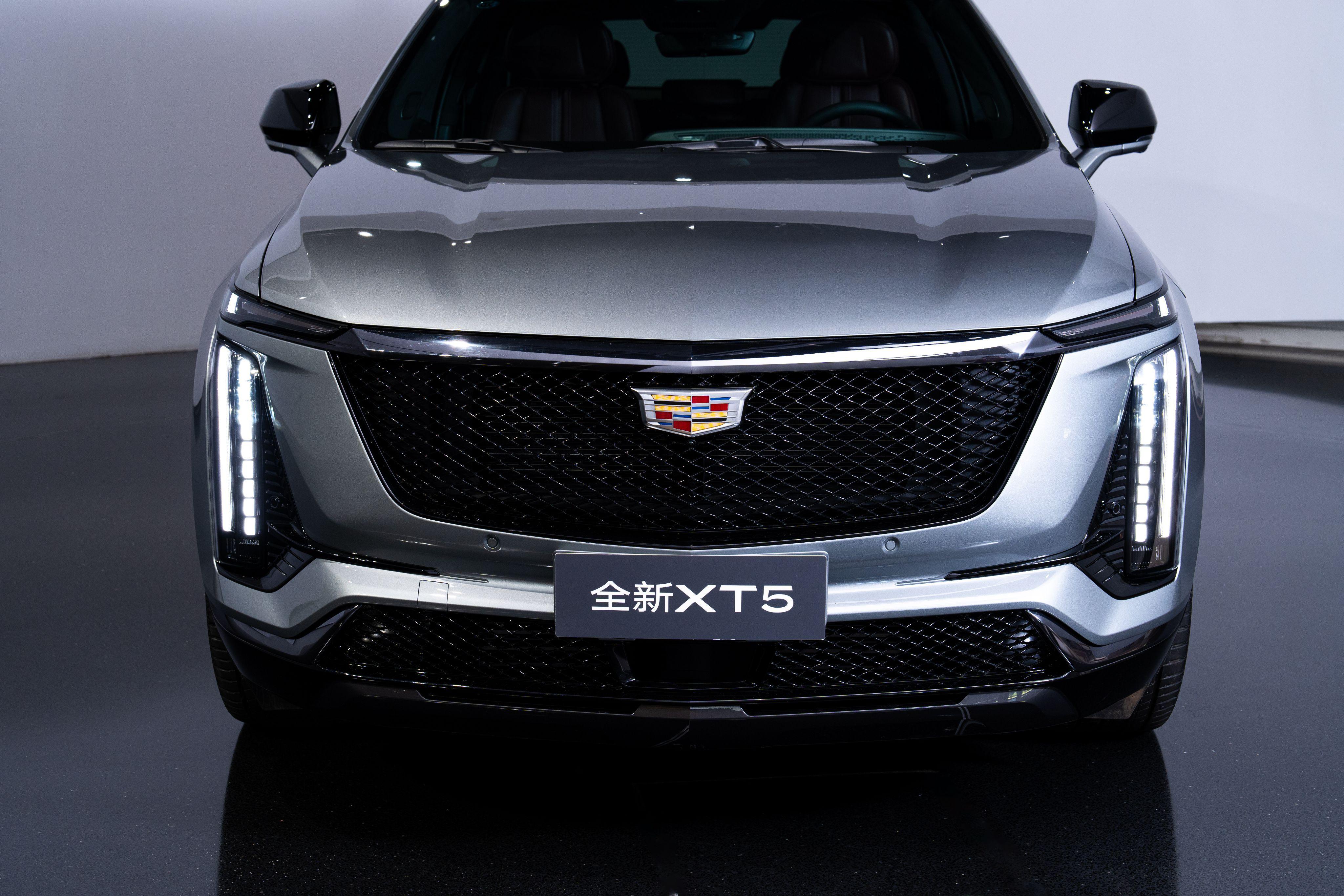 时间线上好几个博主在发新凯迪拉克 xt5,成都车展我也去看了下新 xt5