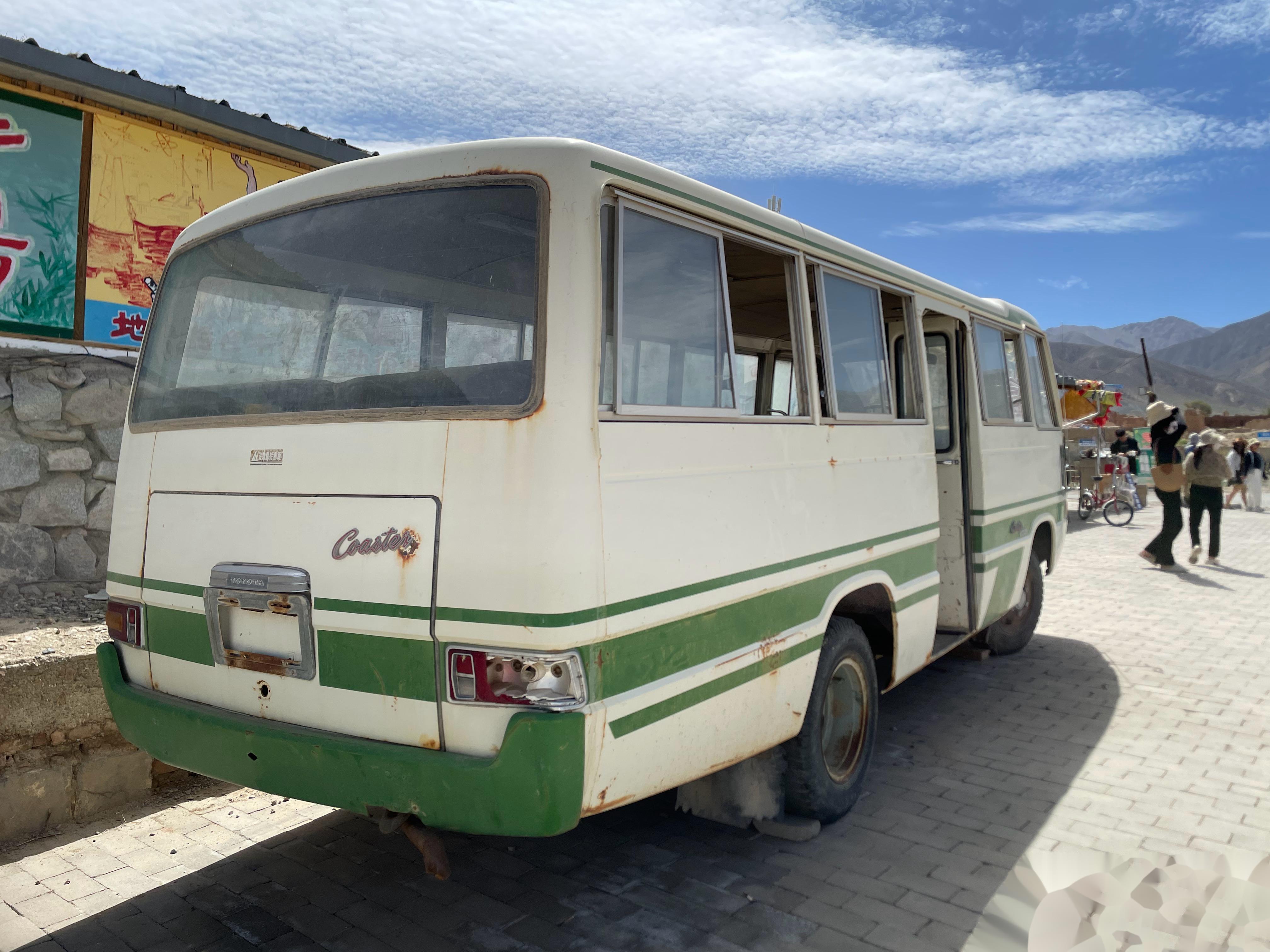 第一代丰田考斯特,还是个柴油的