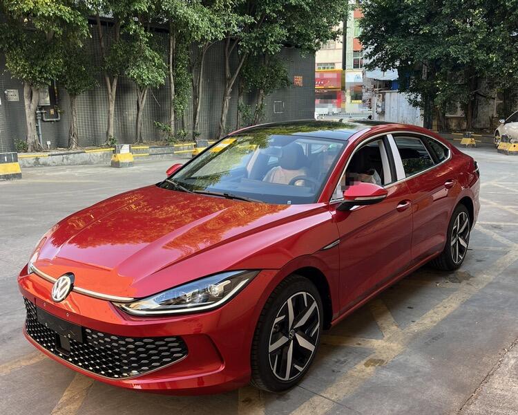 辣椒红9215简直就是凌渡l的天花板