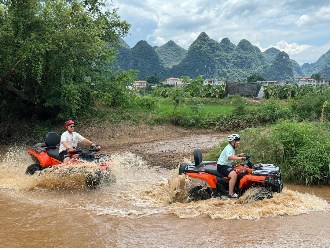 桂林阳朔团建计划:户外山地越野车atv体验