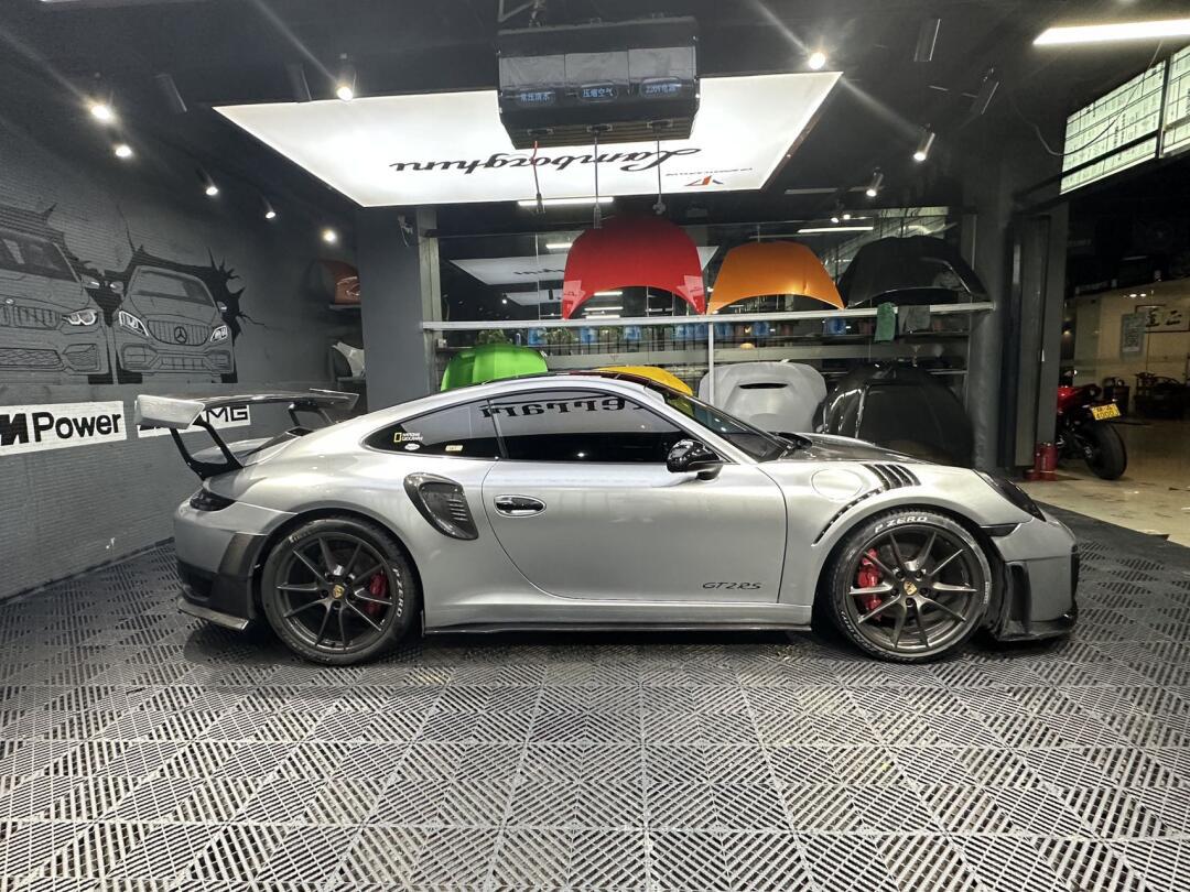 "青蛙王子"男人的梦中情车|保时捷911