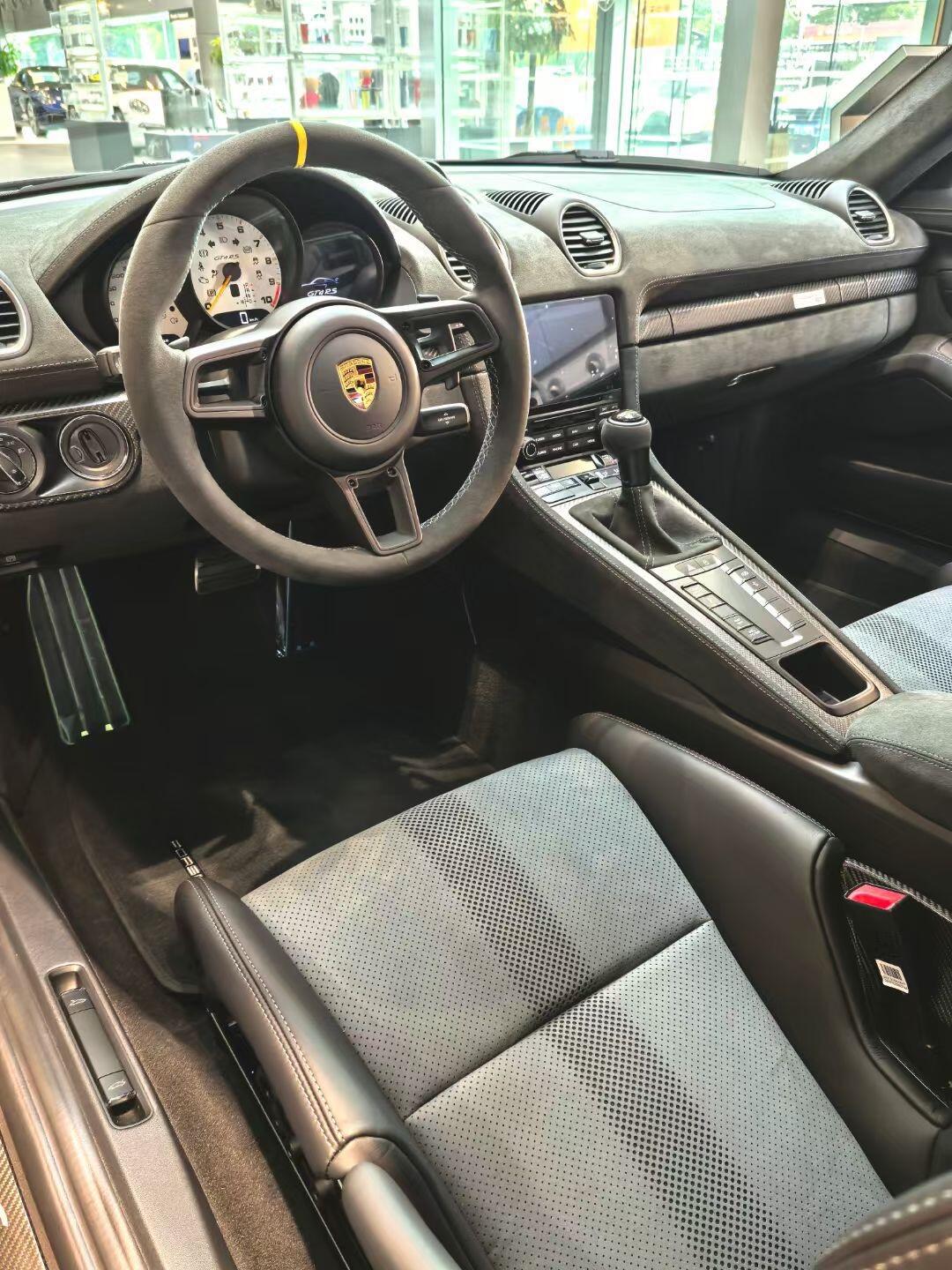 小钢炮来啦9415718cayman gt4 rs_保时捷911社区