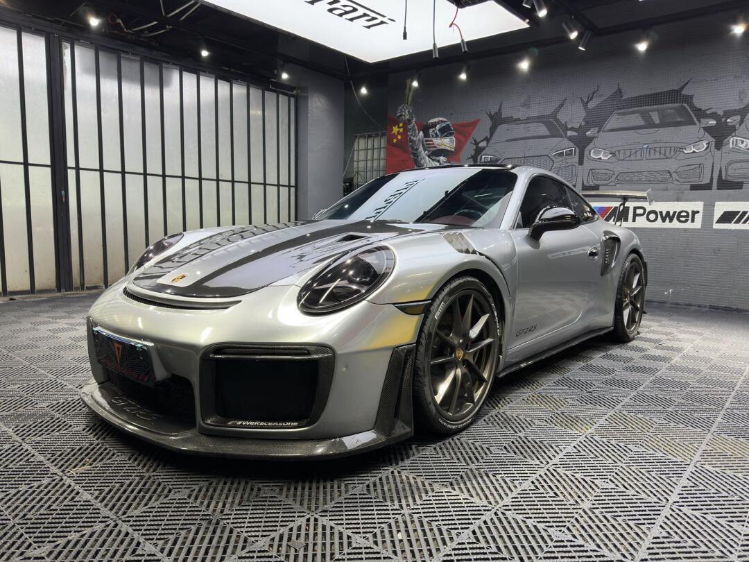 "青蛙王子"男人的梦中情车|保时捷911