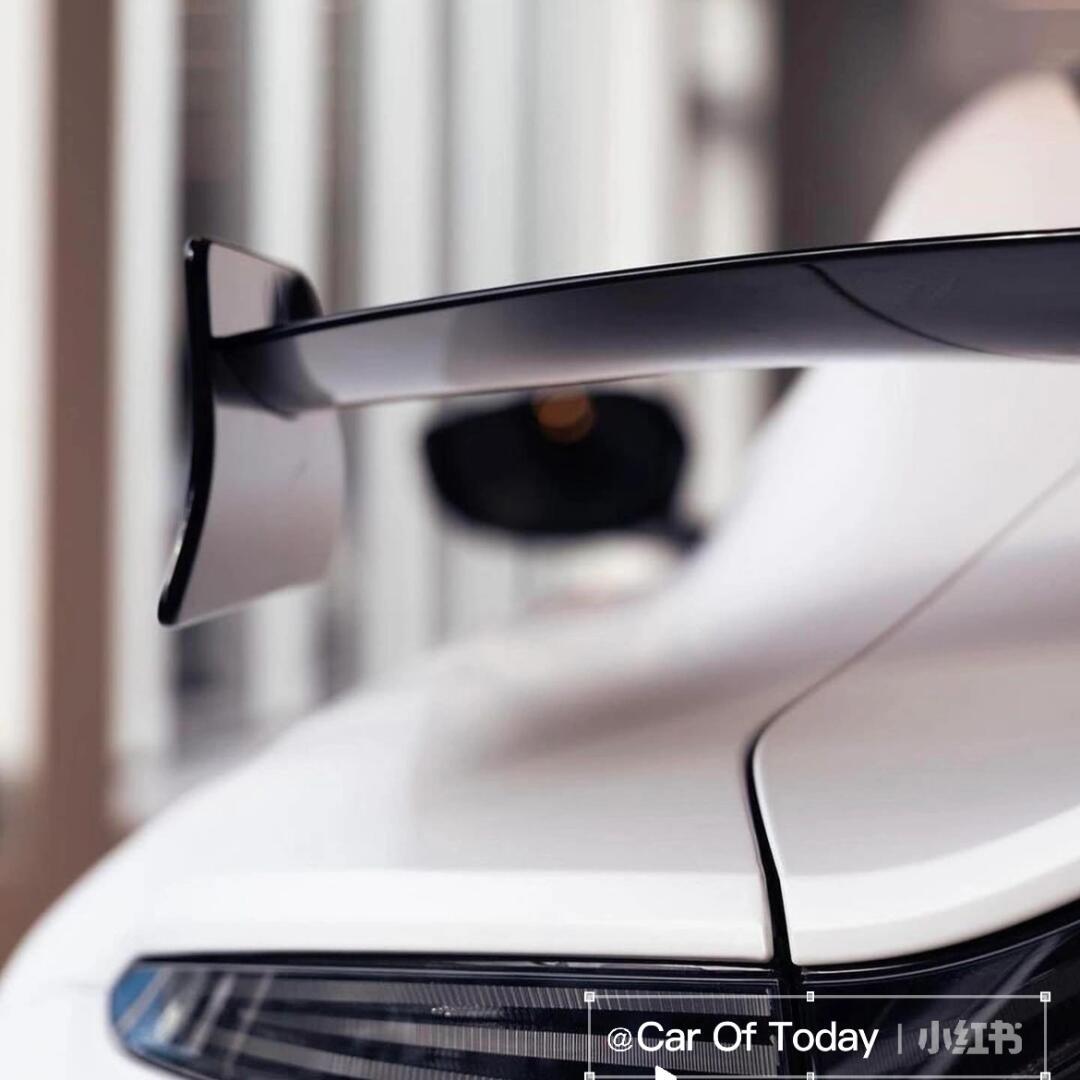 阿斯顿马丁 ·vantage|f1 edition熊猫配色_有钱人的_