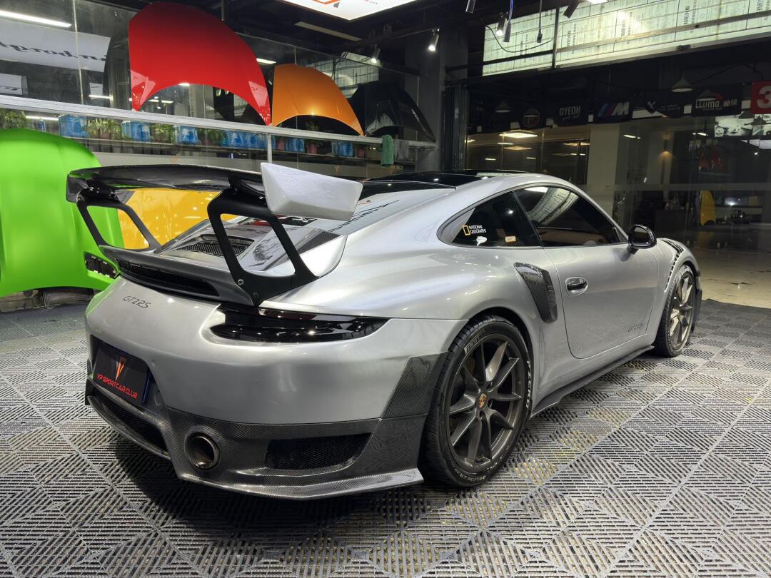 "青蛙王子"男人的梦中情车|保时捷911