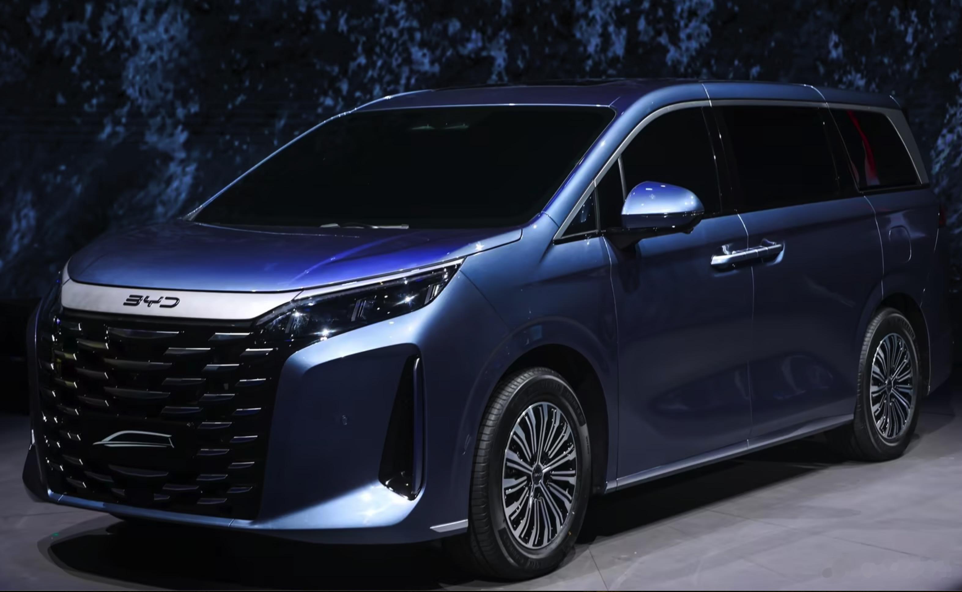 还以为叫周呢,原来叫夏,比亚迪王朝全新mpv,基于新一代插混整车平台