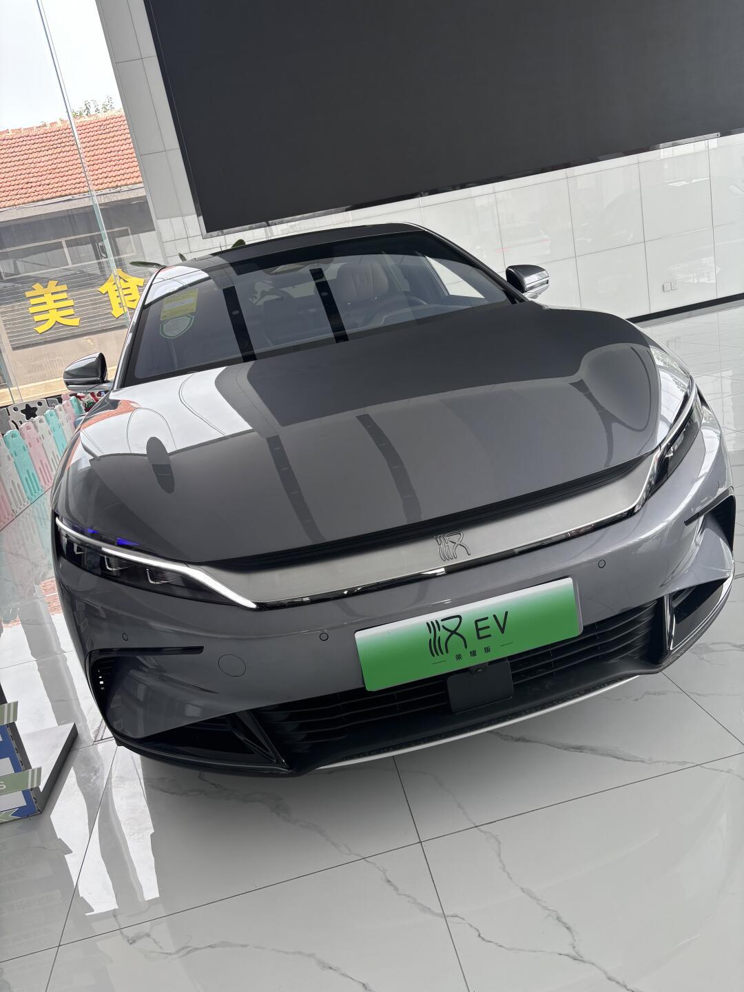 25款汉ev青岛车展亮相