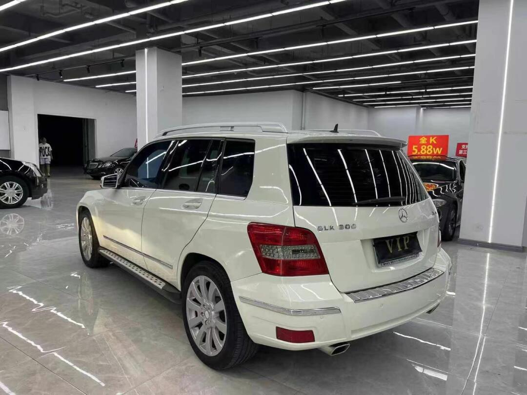 新到奔驰glk 经典白外黑内 价格便宜