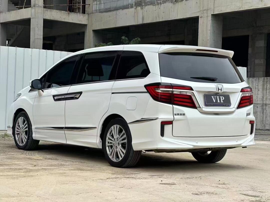 19年本田艾力绅,豪华 三电动门 分段式天窗 家用mpv 省油 机器耐造