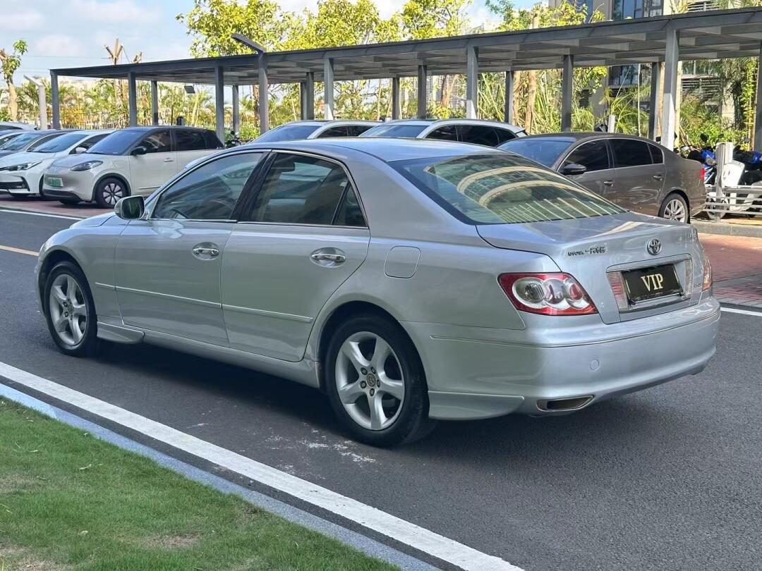 丰田锐志全款3.68万